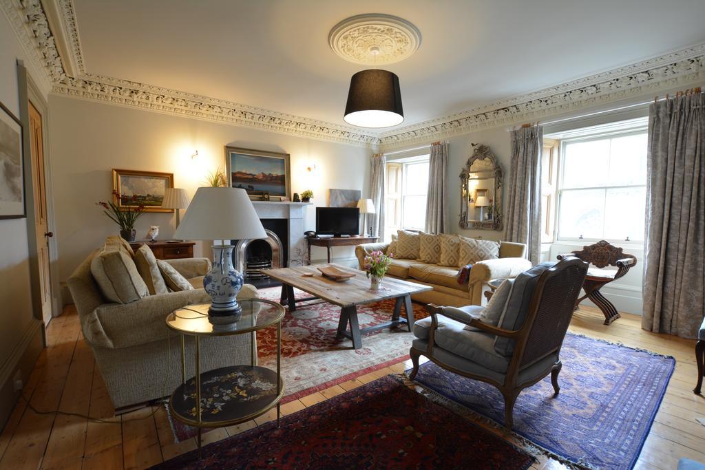 Appartamento Royal Mile Elegance - Space & Luxury Edimburgo Esterno foto